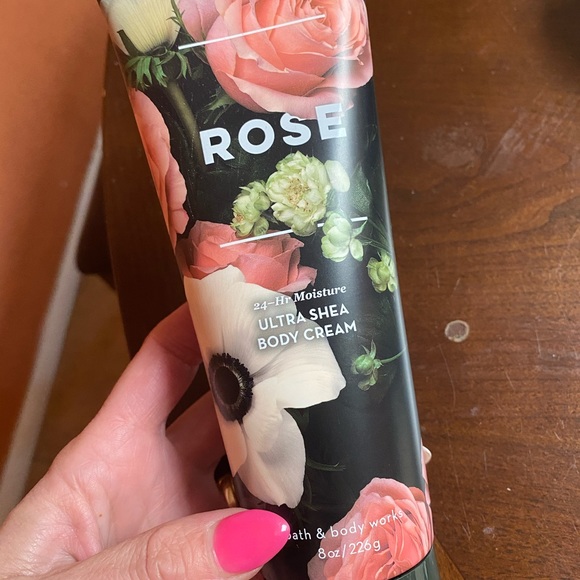 Bath & Body Works Other - Shea Body Cream